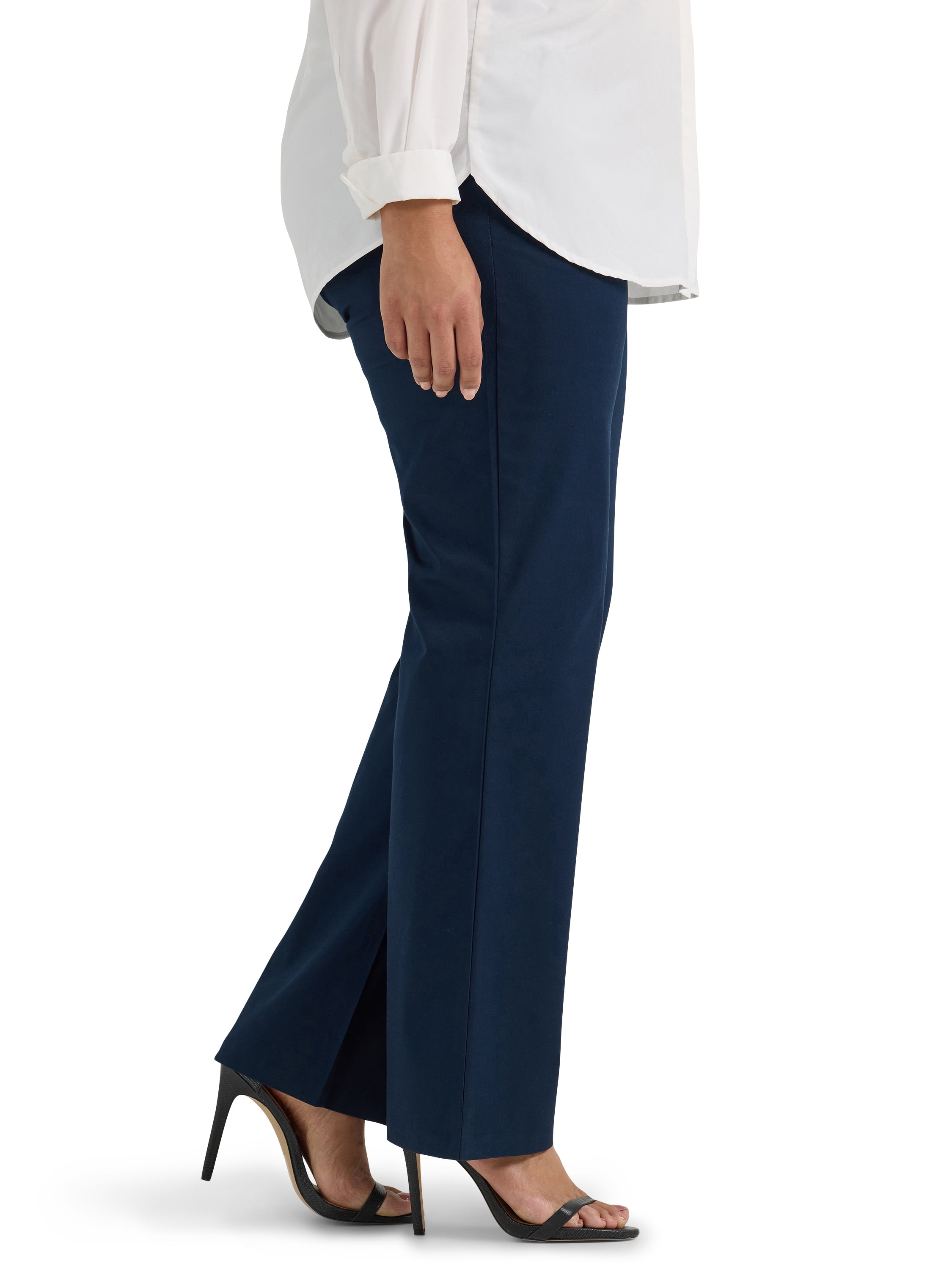 Lee® Women's Plus Mid Rise Wrinkle Free Bootcut Pant