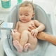 thumbnail image 4 of Asiento de baño para bebé Frida Baby Soft Sink Bather con cojín de baño, 4 of 9