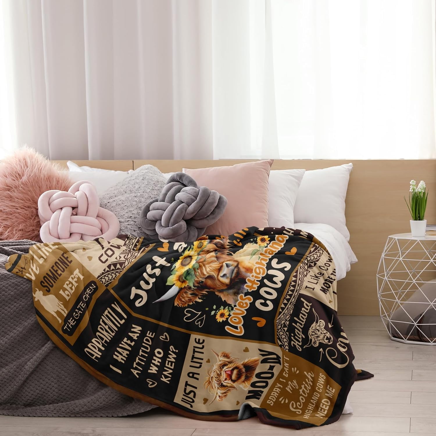 Highland Cow Blanket Highland Cow Gifts for Women Cow Gifts for Women for Birthday Christmas Soft Throw Blanket 50"x60"