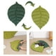 thumbnail image 3 of Colchón suave con forma de hoja para gatos y perros, lavable a máquina, tamaño mediano-grande. Hoja verde, 3 of 9