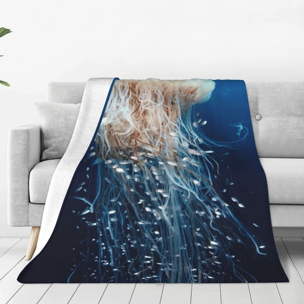 Balery White Jellyfish Dansing in the Ocean Manta de Felpa Suave y Acogedora – Cobija de Franela Aterciopelada para Cama, Lavable y Cálida para Sofá, Mascotas, Transpirable-50"x40"