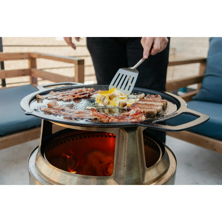 Solo Stove Bonfire Cast Iron Griddle Cooking Bundle, incl. Stainless steel  Fire Pit + Stand, Cast Iron Griddle & Stainless steel Hub for 8” Elevation,  height: 24.75 in, diameter: 18.75 in, 43.2 lbs 