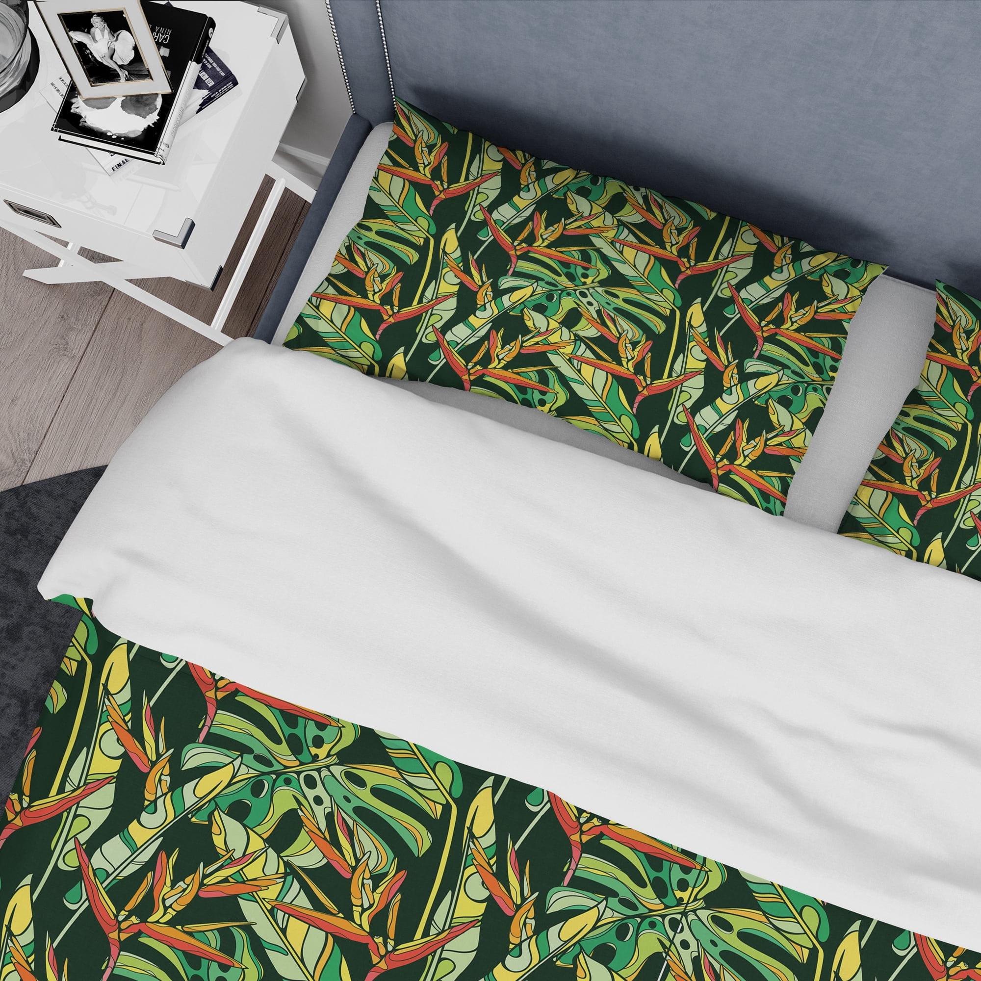 Designart 'Colorful Tropical Pattern with Heliconia Flowers' Tropical Duvet Cover Set