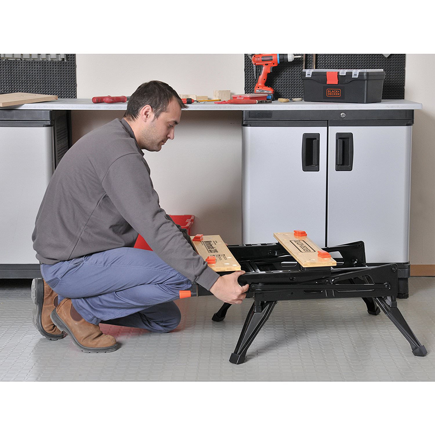 Black/Decker Workmate 225: Folding Portable Workbench/Vice - tools