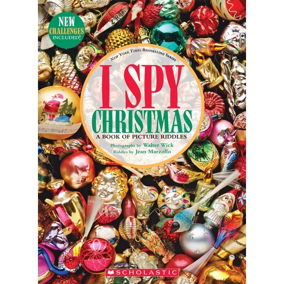 Pre-Owned I Spy Christmas: A Book of Picture Riddles (Hardcover) 1338332589 9781338332582