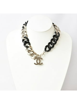 Pre-Owned Luxury Necklaces in Womens Necklaces