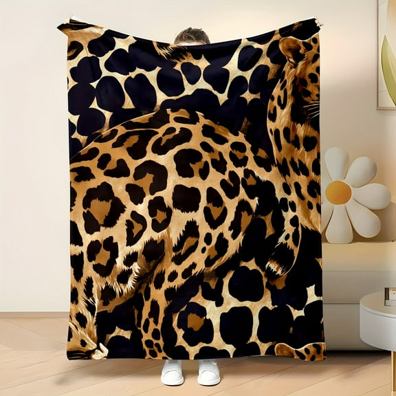 Wild Charm Warm Leopard Print Flannel Blanket, Comfortable and Soft, Versatile Fashion Decoration, Unique Feel of Natural Animal Texture, Suitable for Bedroom and Living Room Multi-Scene