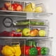 thumbnail image 5 of Caja de almacenamiento para refrigerador, caja de plástico transparente engrosada para congelador, caja tipo cajón para mantener frescas las bebidas y los huevos, caja de acabado para la cocina, 5 of 5