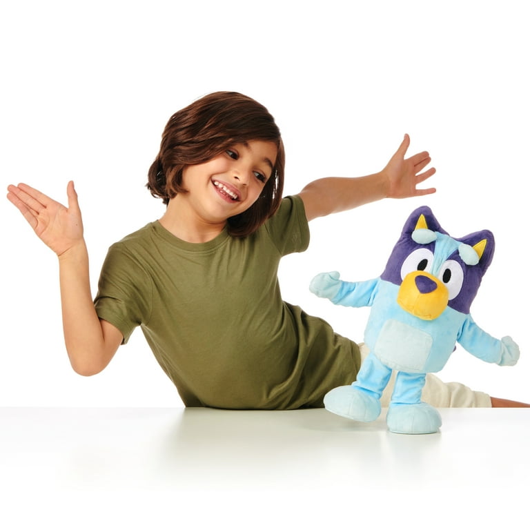 Bluey Dance and Play 14 Animated Plush | Over 55 Phrases and Songs,  Multicolor