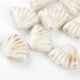 thumbnail image 5 of Paquete de 10 23*18mm concha de cerámica espaciadoras hechas a mano para DIY collar en colores a elegir - Blanco Sunnimix Cuentas en forma de concha, 5 of 6