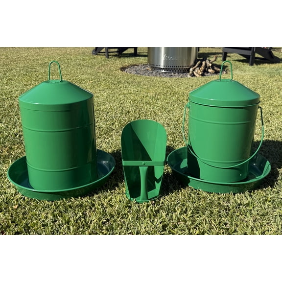 Zylina Powder Coated Green Metal Chicken Waterer 3.2 Gallon / Feeder 26 lbs / Scoop Combo Pack
