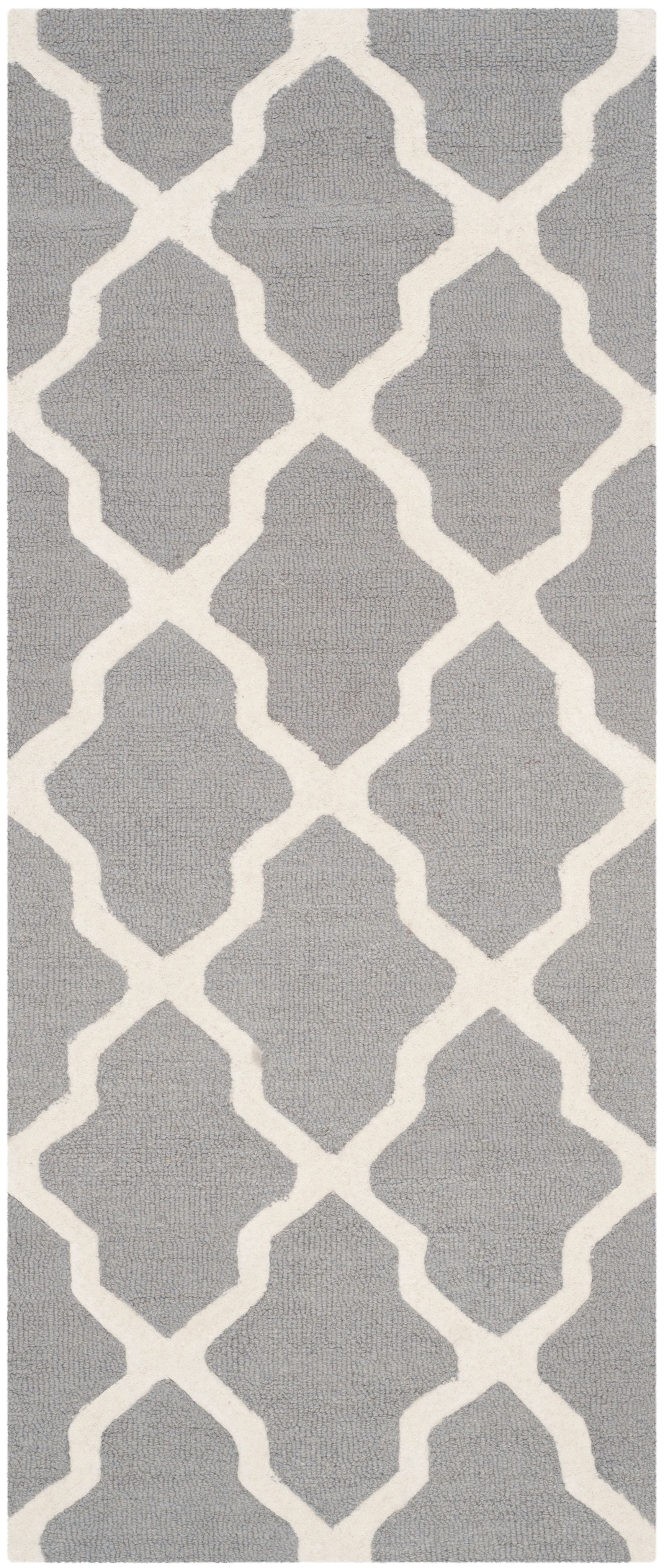 SAFAVIEH Cambridge Liam Geometric Wool Runner Rug, Silver/Ivory, 2'6" x 10'