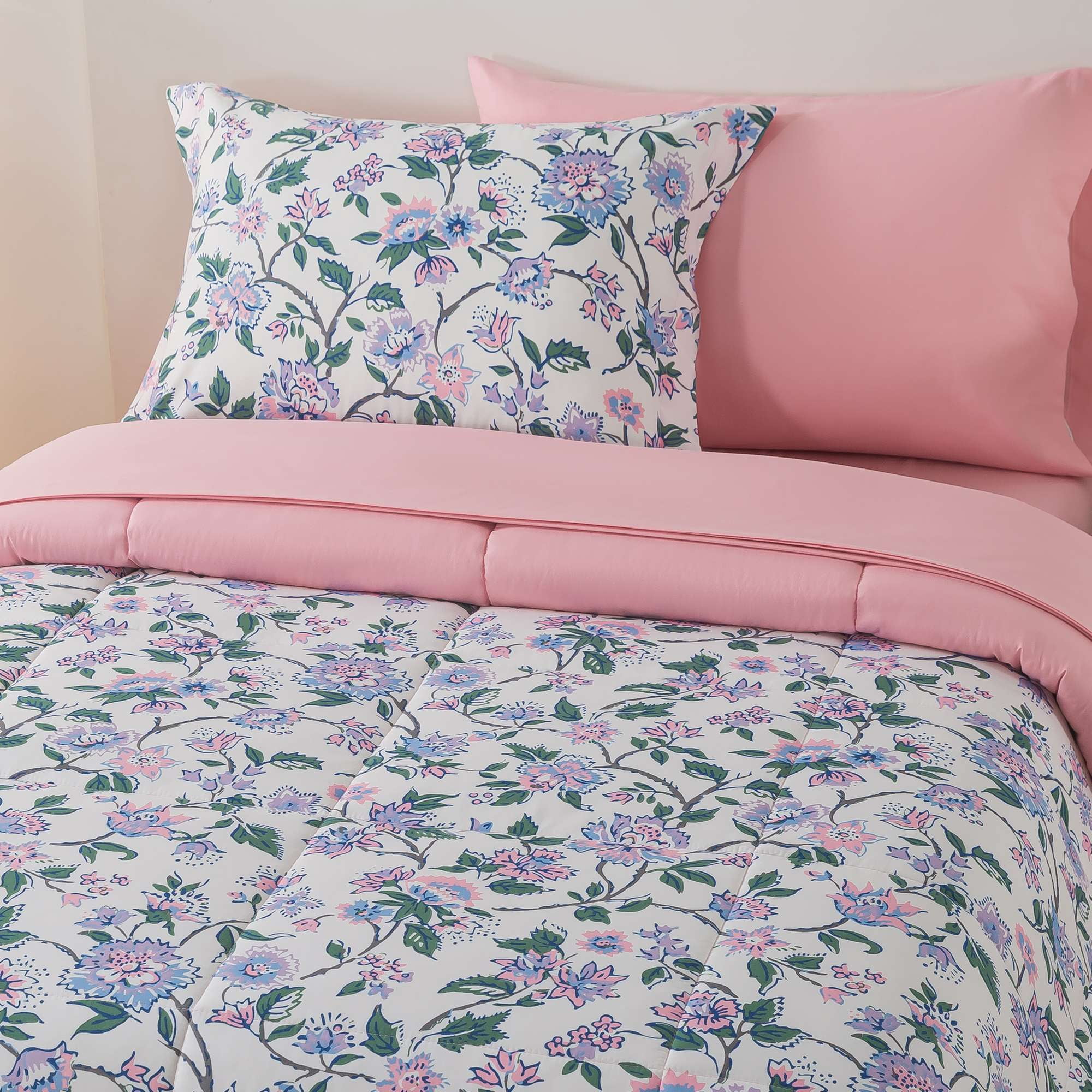 Mainstays 5-Piece Reversible Bed in a Bag with Laundry Tote, Purple Floral, Twin-XL