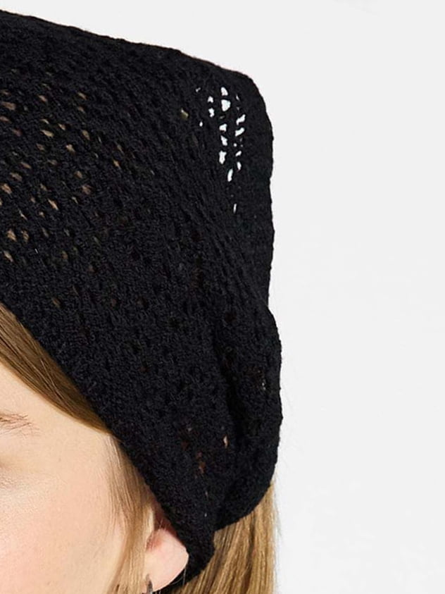 No Boundaries Women's Woven Triangle Headscarf with Pattern, Black Soot