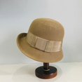 thumbnail image 2 of Sombreros de paja de papel de banda ancha con tira de Metal para mujer, sombrero de cubo de pescador informal, protector solar, vacaciones, playa, moda de verano, nuevo, 2 of 4