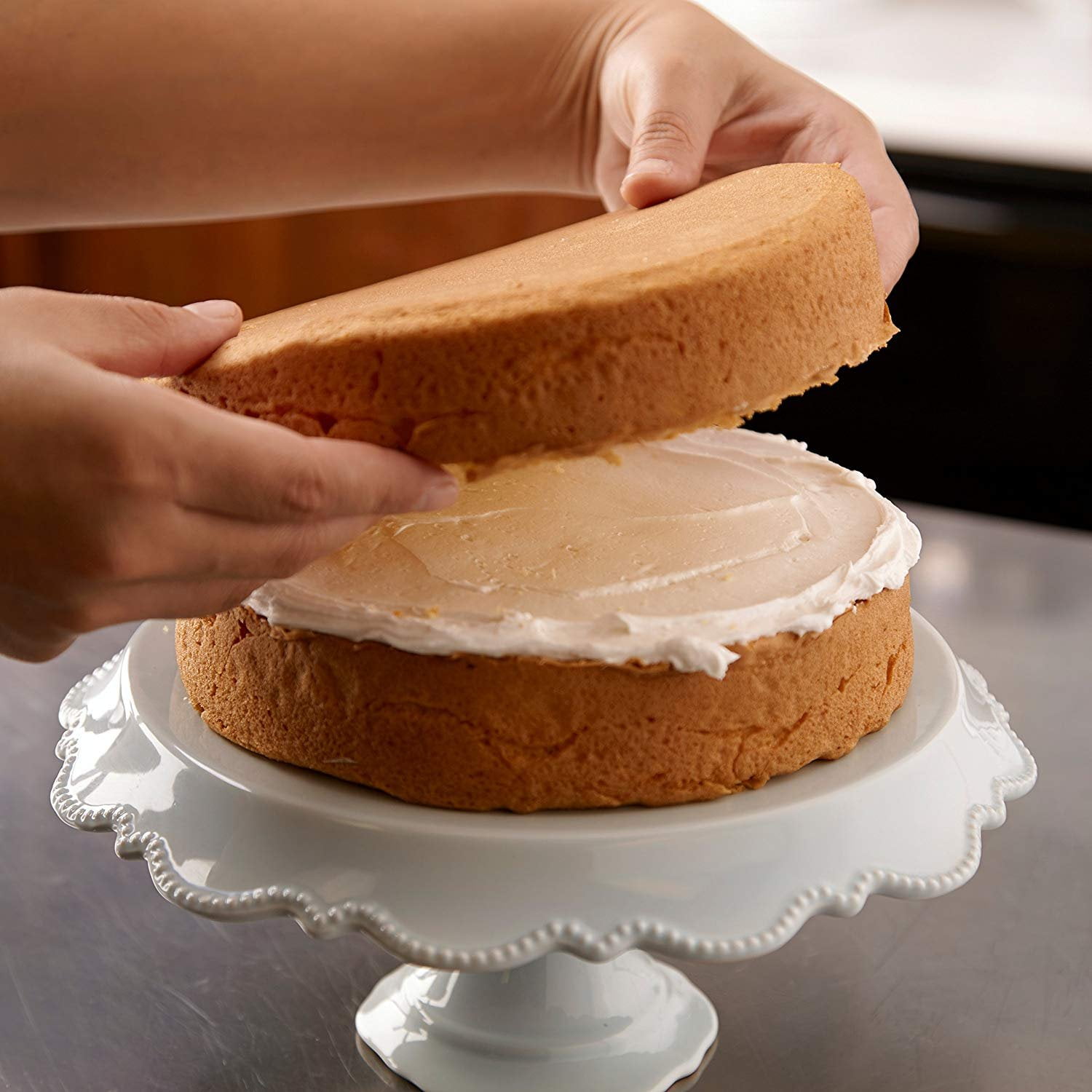 Wilton Cake Release Pan Non-Stick Coating, 8 fl. oz 