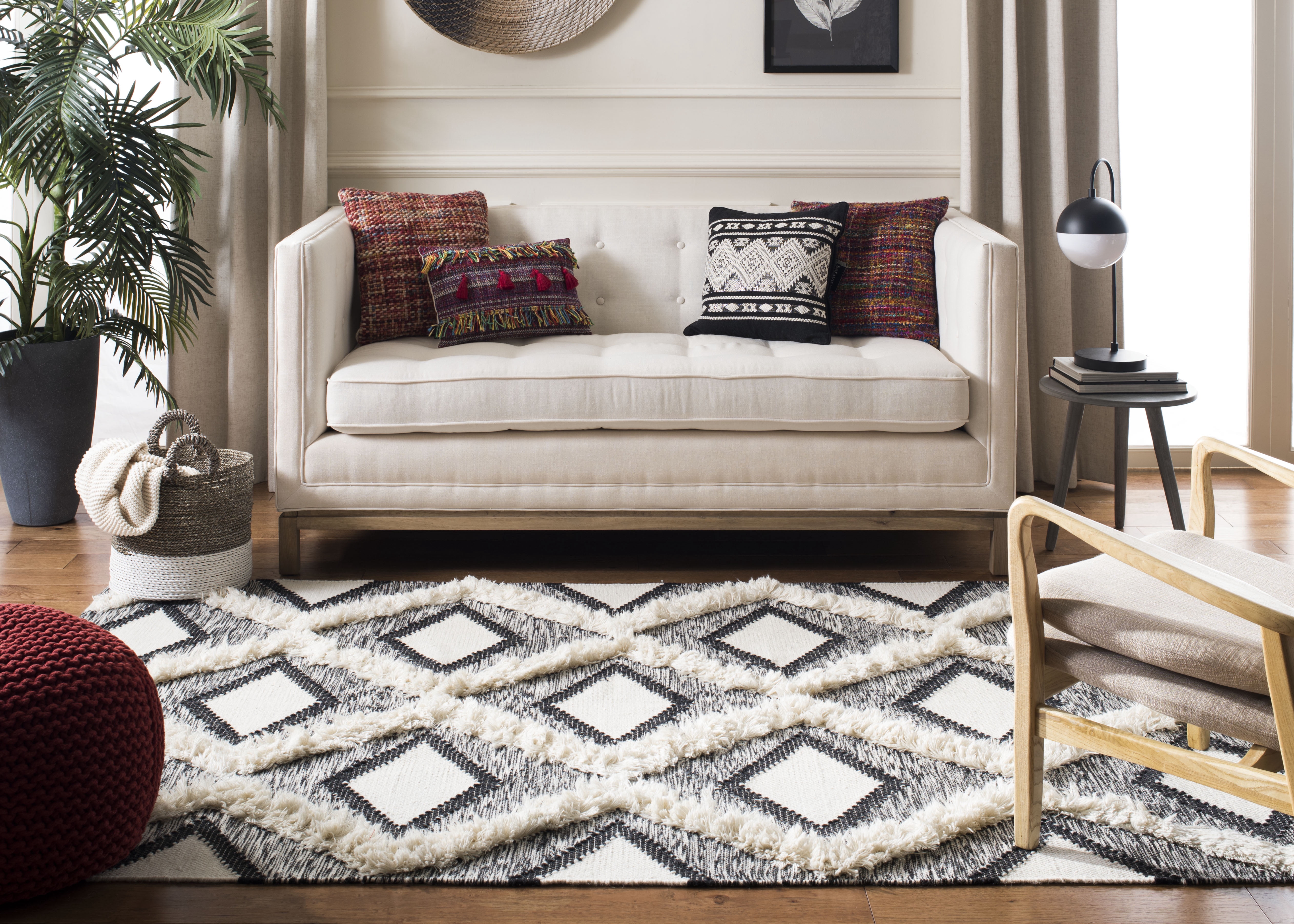 Safavieh Kenya Lucius Abstract Area Rug, Black/Ivory, 9' x 12'