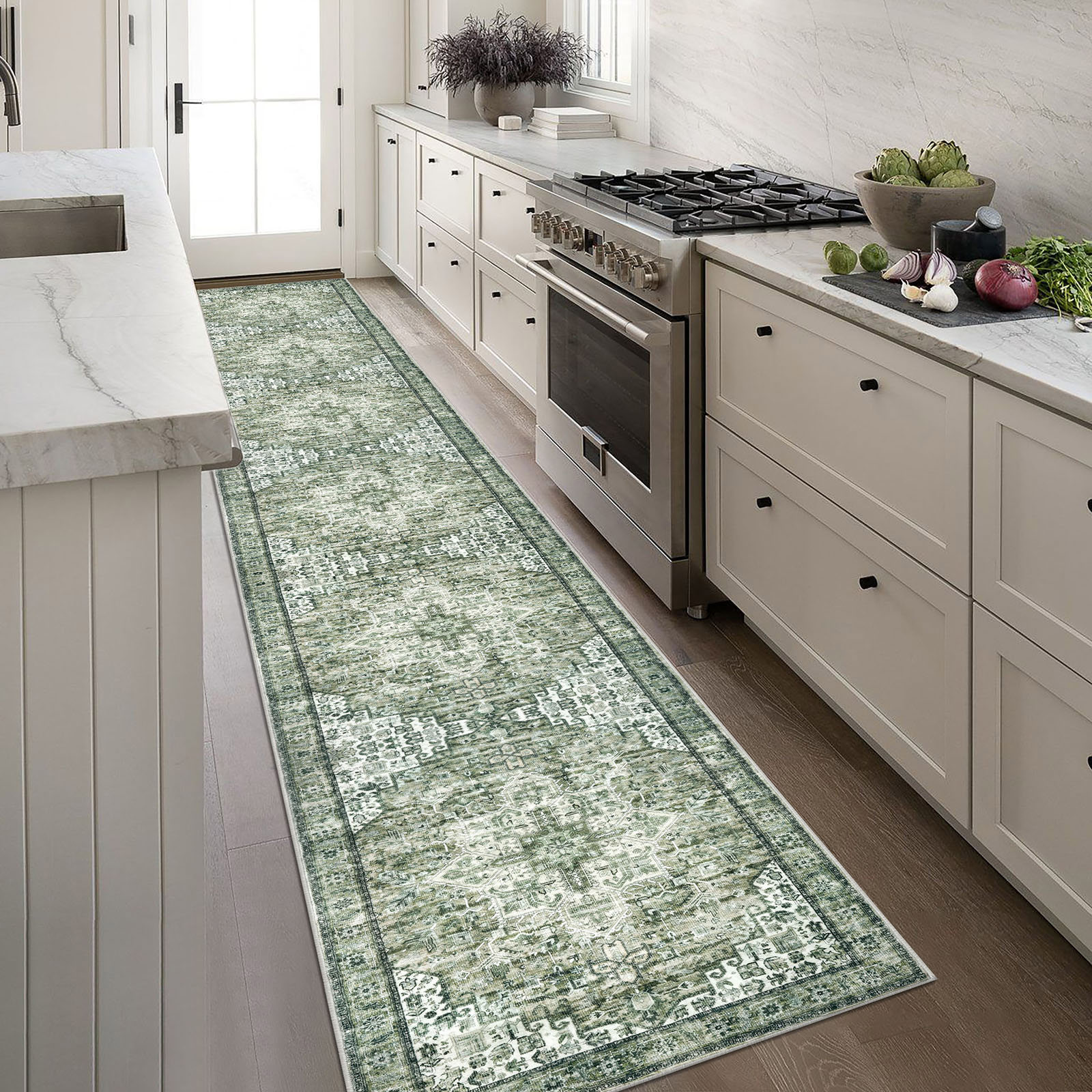 Suelur Runner Rug for Hallways 2.6x16 Long Non-Slip Washable Kitchen Runner Vintage Boho Runner Printed Rug with Non-Shedding Soft Medallion Floor Carpet Runner for Laundry Bedroom Entryway