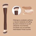 thumbnail image 4 of Juego de 2 brochas de maquillaje de doble cara. Ideales para base, rubor y contorno en líquido, crema o polvo. Profesionales y versátiles para un acabado perfecto., 4 of 7