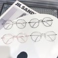 thumbnail image 3 of Las gafas poligonales con protección ocular contra la luz azul se pueden combinar con gafas versátiles de estilo miopía., 3 of 5