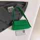 thumbnail image 5 of Bolso de hombro de charol de PU con patrón de cocodrilo para mujer (verde), 5 of 9