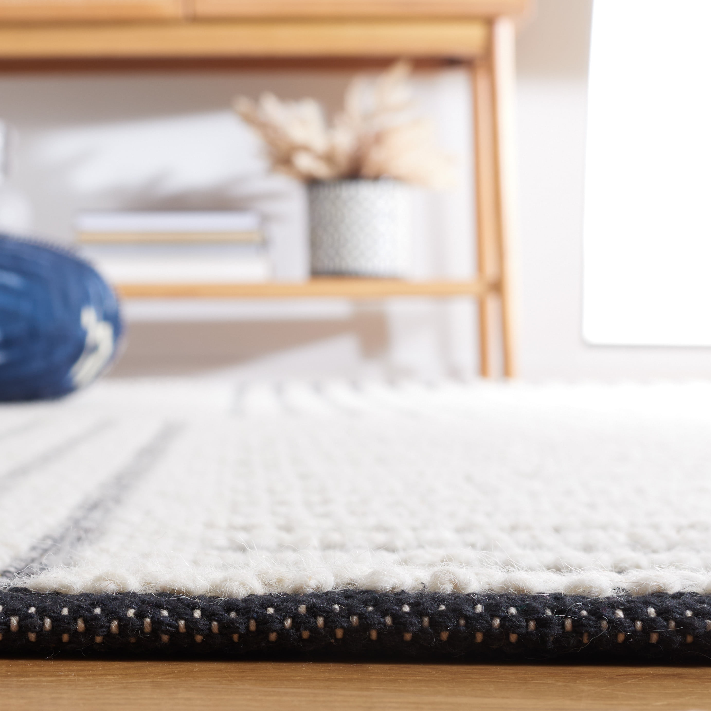 SAFAVIEH Natura Wayra Striped Area Rug, Ivory/Black, 6' x 6' Square