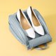thumbnail image 4 of Organizador de zapatos portátil, pequeño bolso de viaje plegable, impermeable y multifuncional para viajes a la playa, perfecto para guardar zapatos, refrigerios y granos mientras viajas., 4 of 9