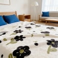thumbnail image 4 of EGNMCR Throw Blanket, Throw Blanket for Couch Facecloth Blanket Mink Blanket Wholesale Corals Velvet Quilt Double-sided Padded Winter Bedding Cover Blanket Super Soft polyester mink fur blanket, 4 of 6