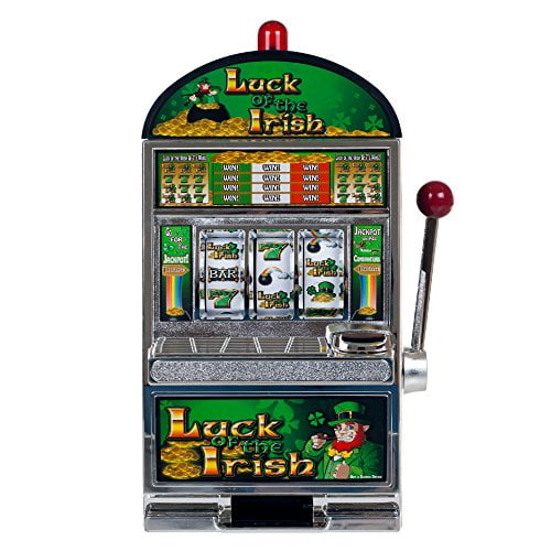 Trademark Poker RecZone Chance de l'Irlandais Machine à sous Banque, 15 Pouces