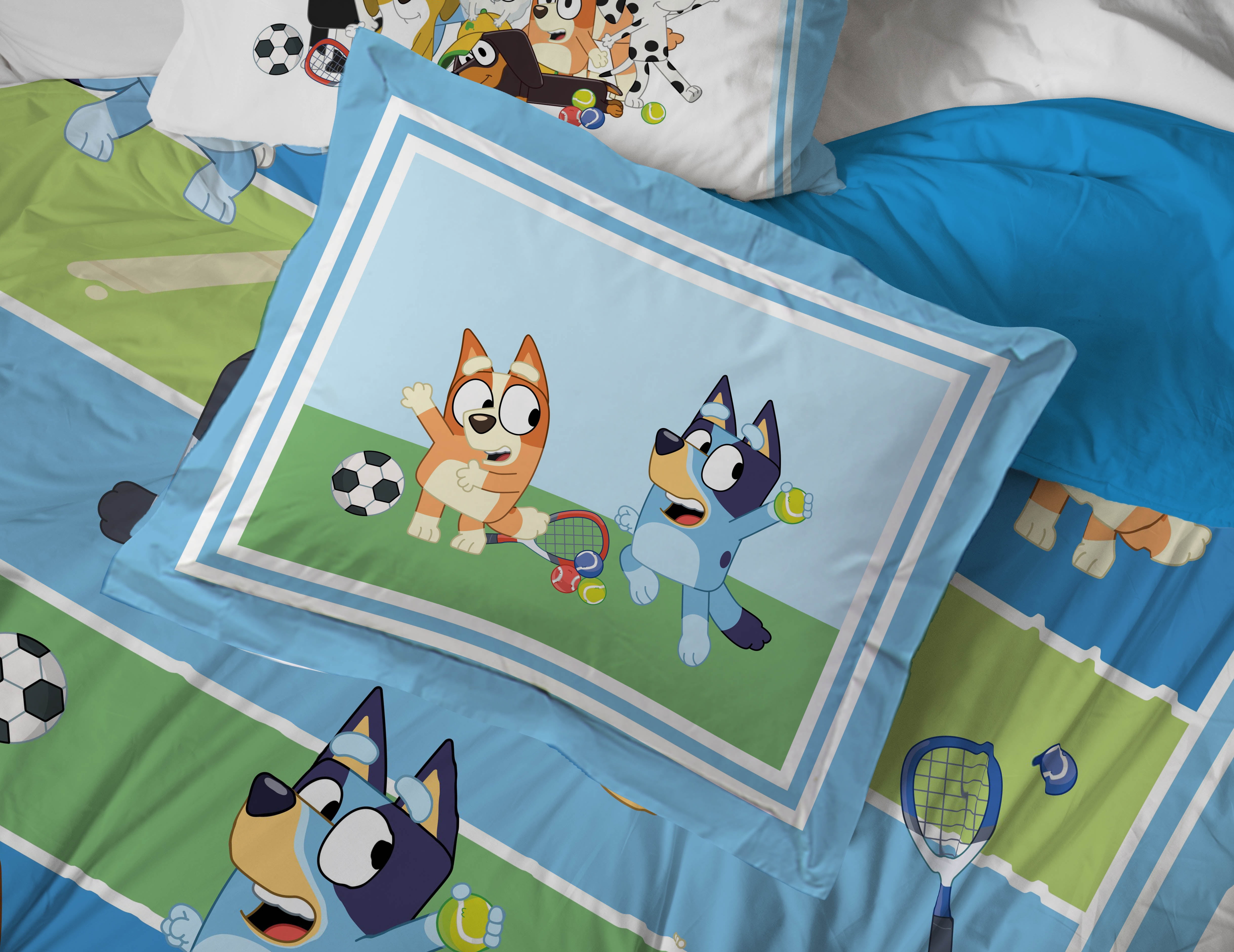 BBC Studio Bluey Lets Play Sports 5 Piece Twin Size Kids Comforter Set with Sham - Sports Bedding for Kids Bedroom