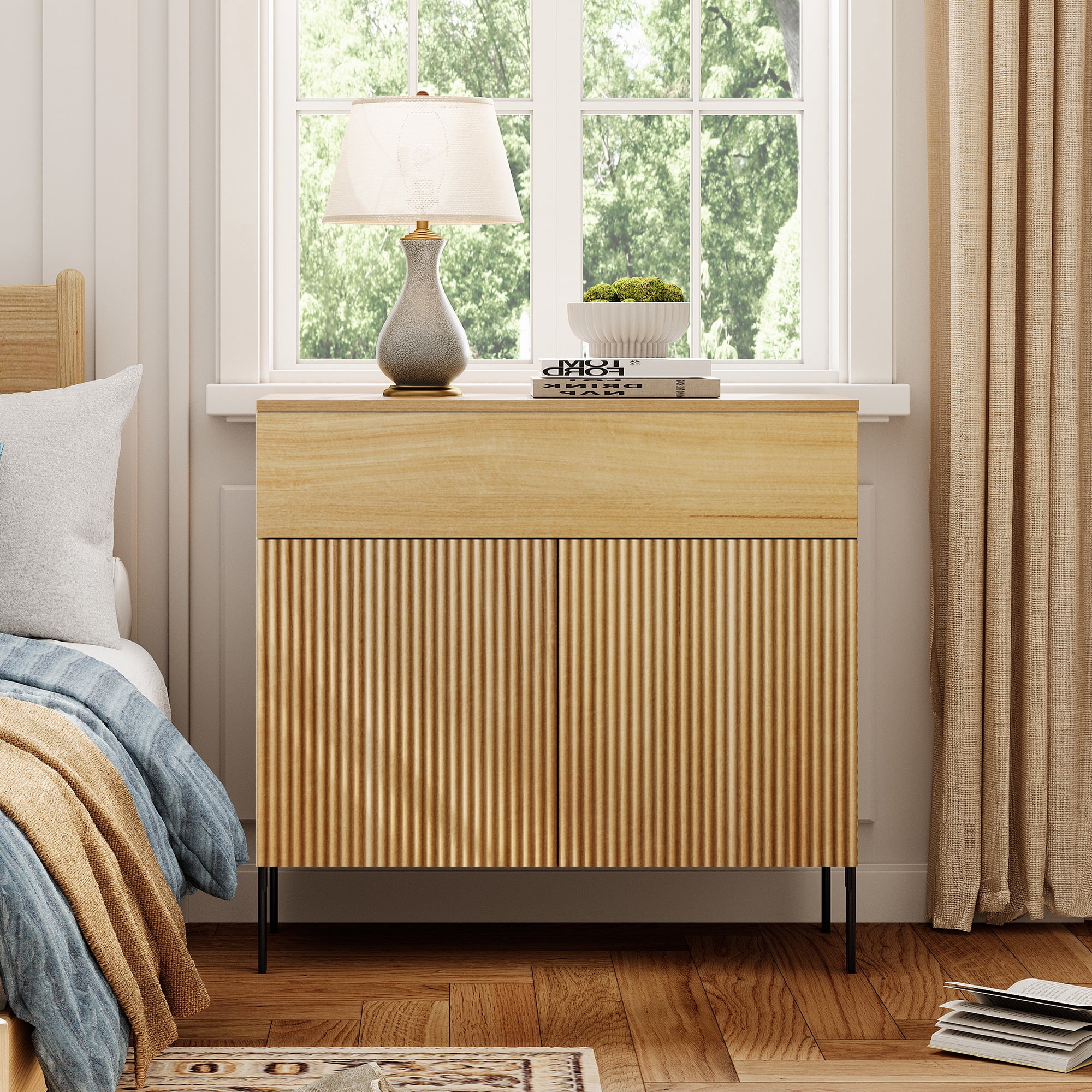 Modern Minimalist Nightstand,31.5" Wood End Table,Reeded Design Bedside Table for Bedroom, Living Room,Entryway