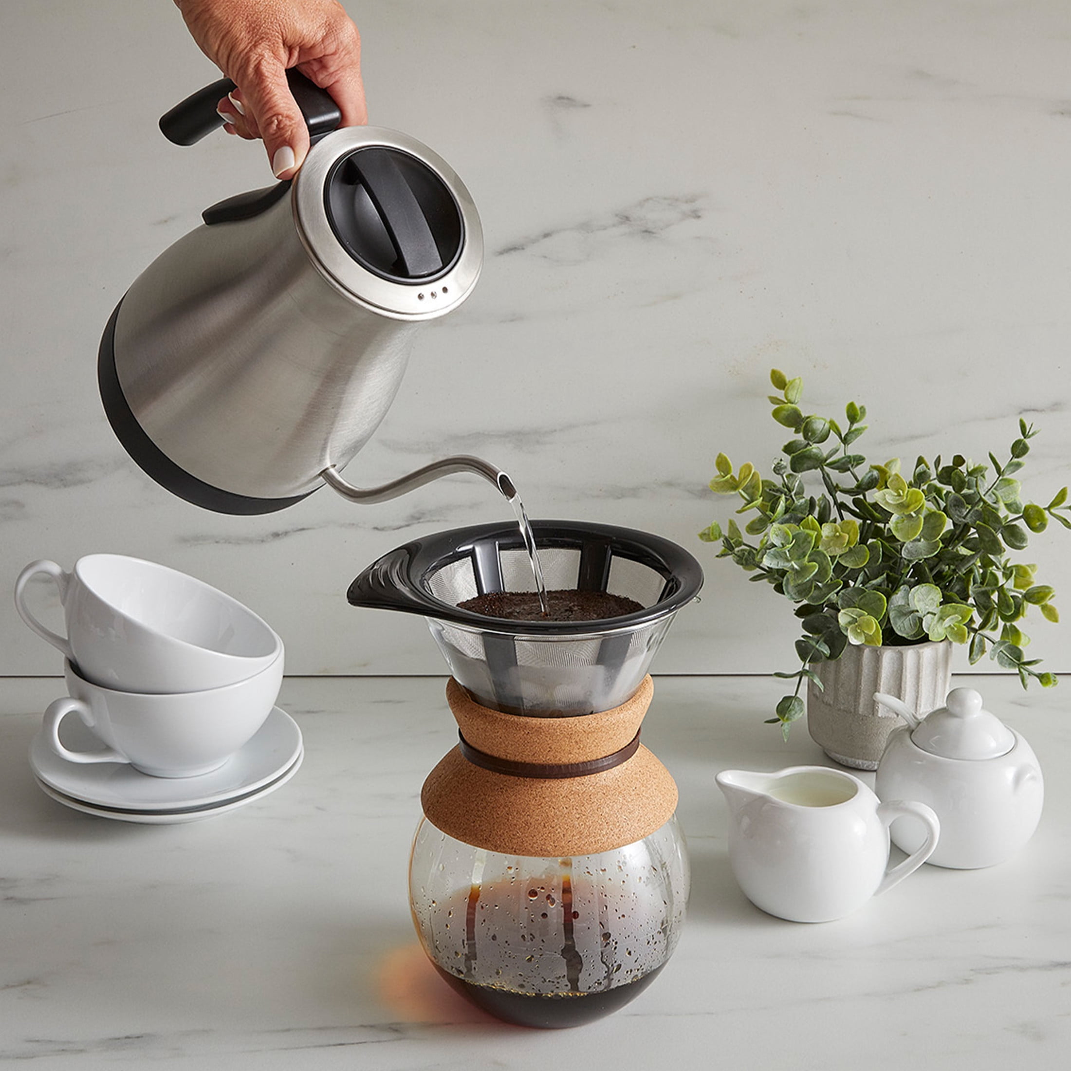Chef'sChoice Electric Gooseneck Pour Over Kettle with Digital Touchscreen Control, 1 Liter Capacity, in Brushed Stainless Steel (KTCC1LSS13)