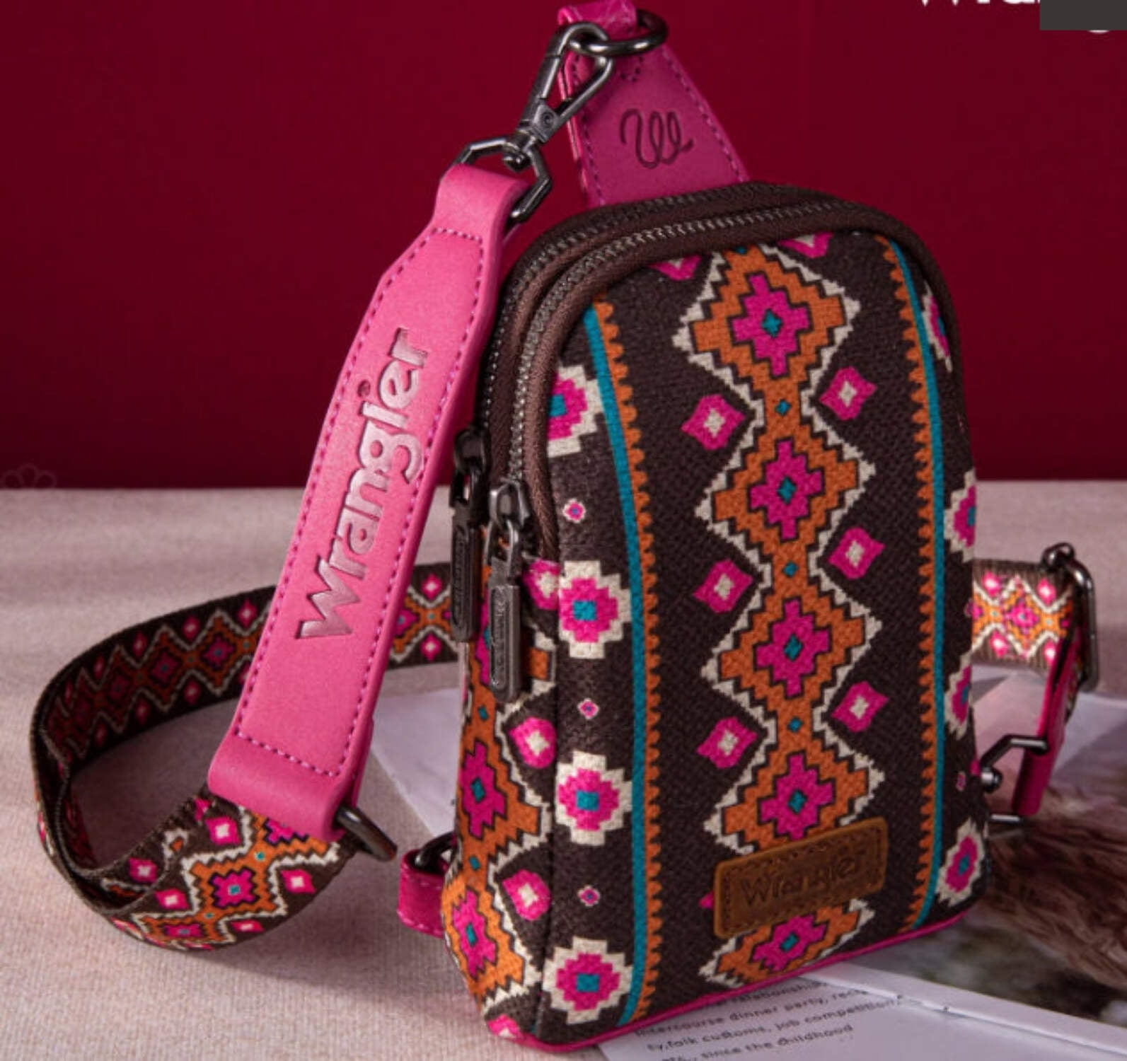 Wrangler Crossbody Sling Bags for Women Cross Body Fanny Pack Purse with Detachable Strap Zipper 7.5 "H, Distressed-Brown
