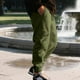 thumbnail image 4 of Pantalones largos para hombre, estilo casual, a la moda, con cordón en la cintura y múltiples bolsillos, elásticos, para sujetar los pies, de rayón., 4 of 9