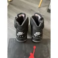 thumbnail image 2 of Jo r-dan 5 Metallic 2016, 2 of 5