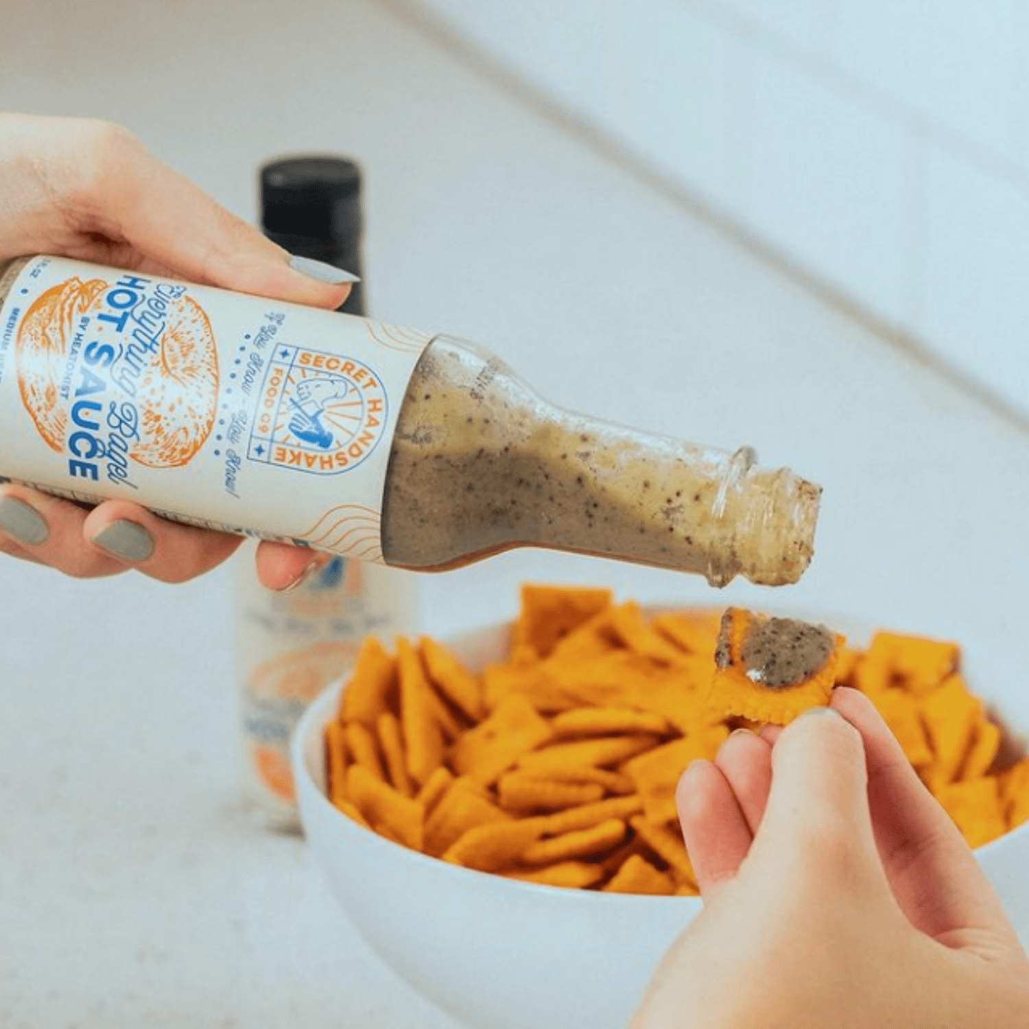 Everything Bagel Sauce by Secret Handshake Food Co., Mild Heat Hot Sauce With Flavors of Scorpion Pepper Powder, Sesame Seeds & Turmeric, Made With All Natural Ingredients, 5 fl oz Bottle (2-Pack)