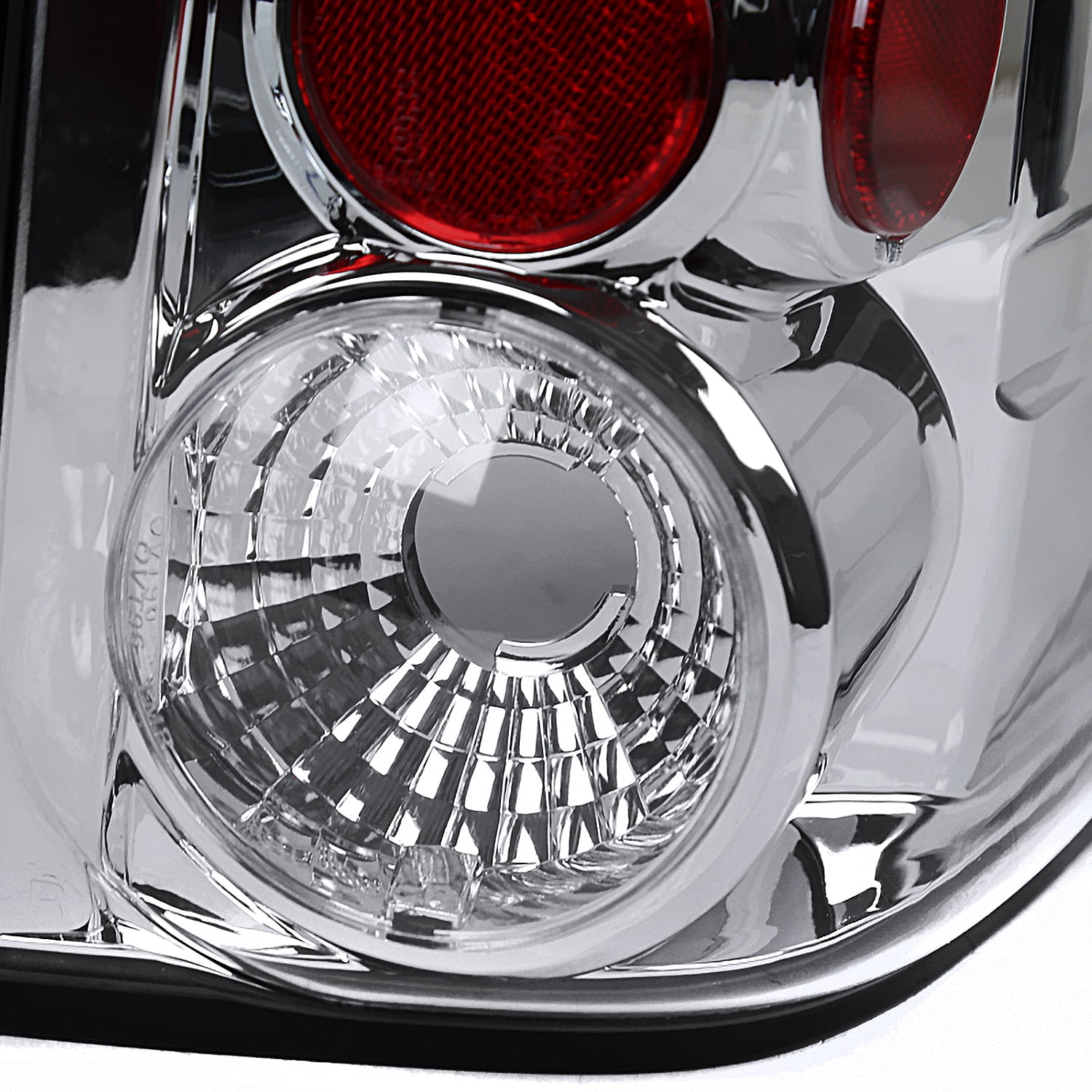Spec-D Tuning Chrome Housing Clear Lens Tail Lights Compatible with 2003-2006 Ford Expedition, Left + Right Pair Assembly