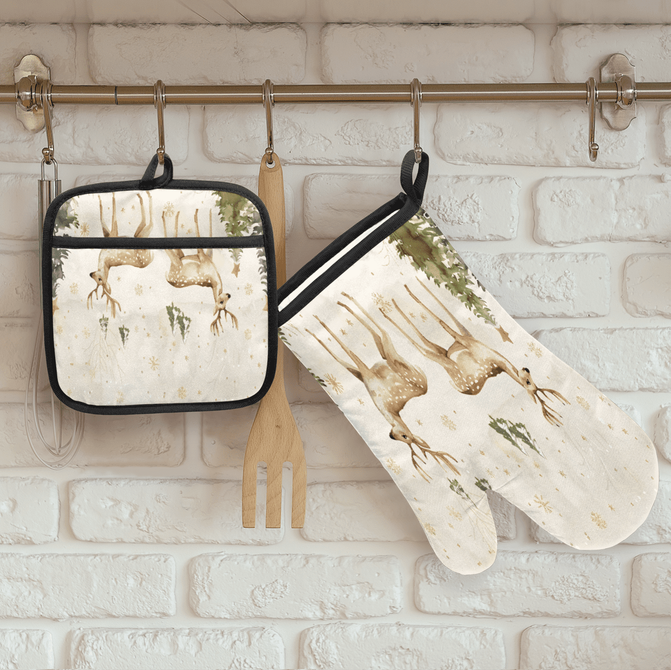CURLYOOT Xmas Deer Animals Oven Mitts and Pot Holders Sets of 2, Non-Slip Washable Hot Pads and Oven Gloves for Kitchen Cooking Baking