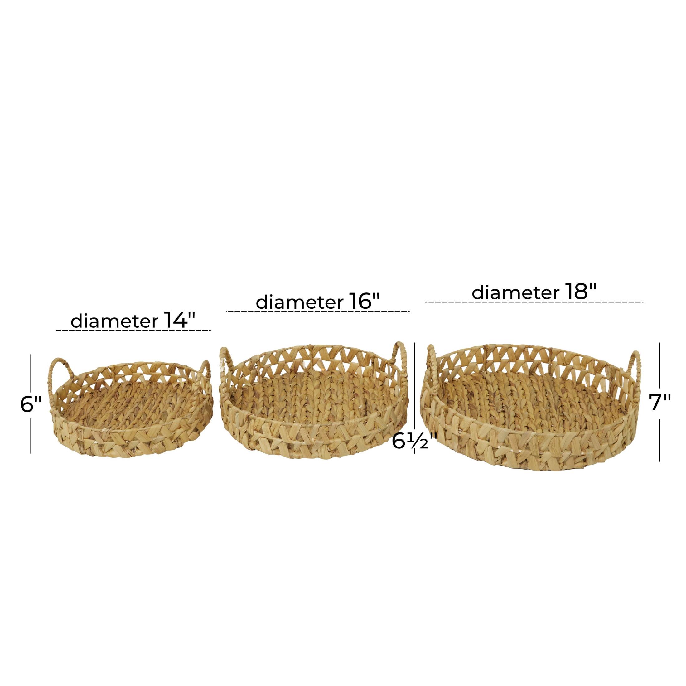 DecMode 19", 16", 14"W Brown Seagrass Handmade Woven Tray with Handles, 3-Pieces
