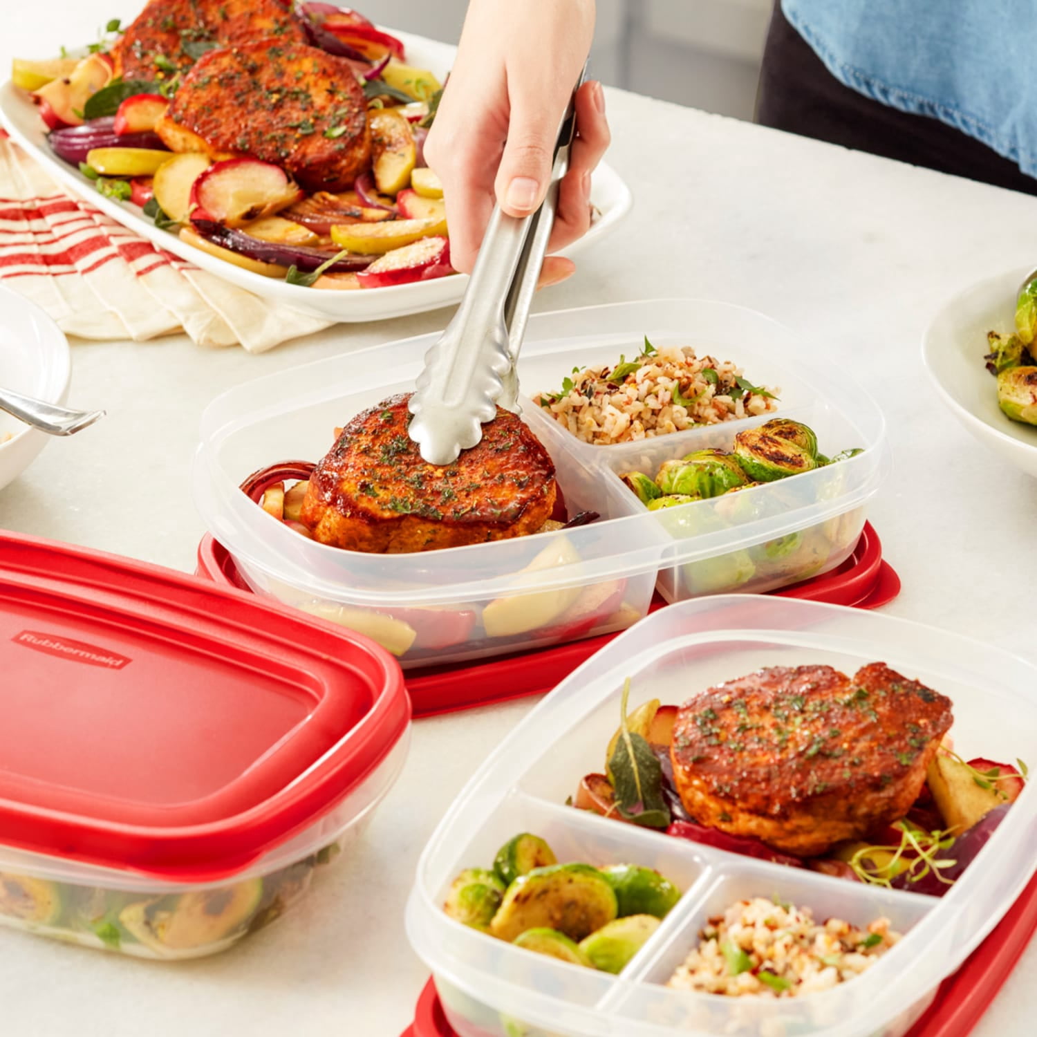 Rubbermaid Easy Find Lids 5 Pack Meal Prep Containers with 3 Compartments, Red, 5.1 Cups