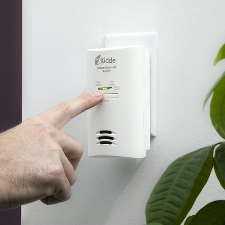 Kidde AC Plug-In Carbon Monoxide Detector with Battery Backup, CO Alarm with LED Light Indicators
