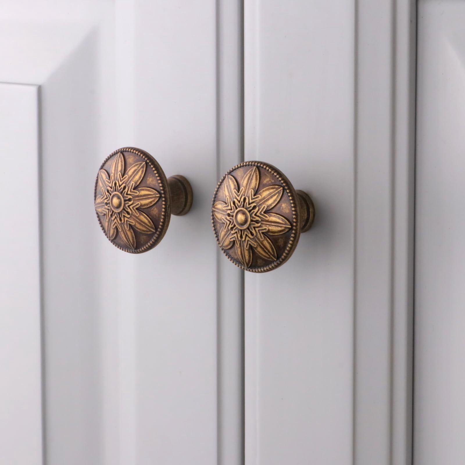 4 Pack Antique Brass Cabinet Knobs Vintage Dresser Knobs Drawer Knobs,1.4" Round Vintage Kitchen Cabinet Knobs Handles for Cabinets and Dresser Drawers Rustic