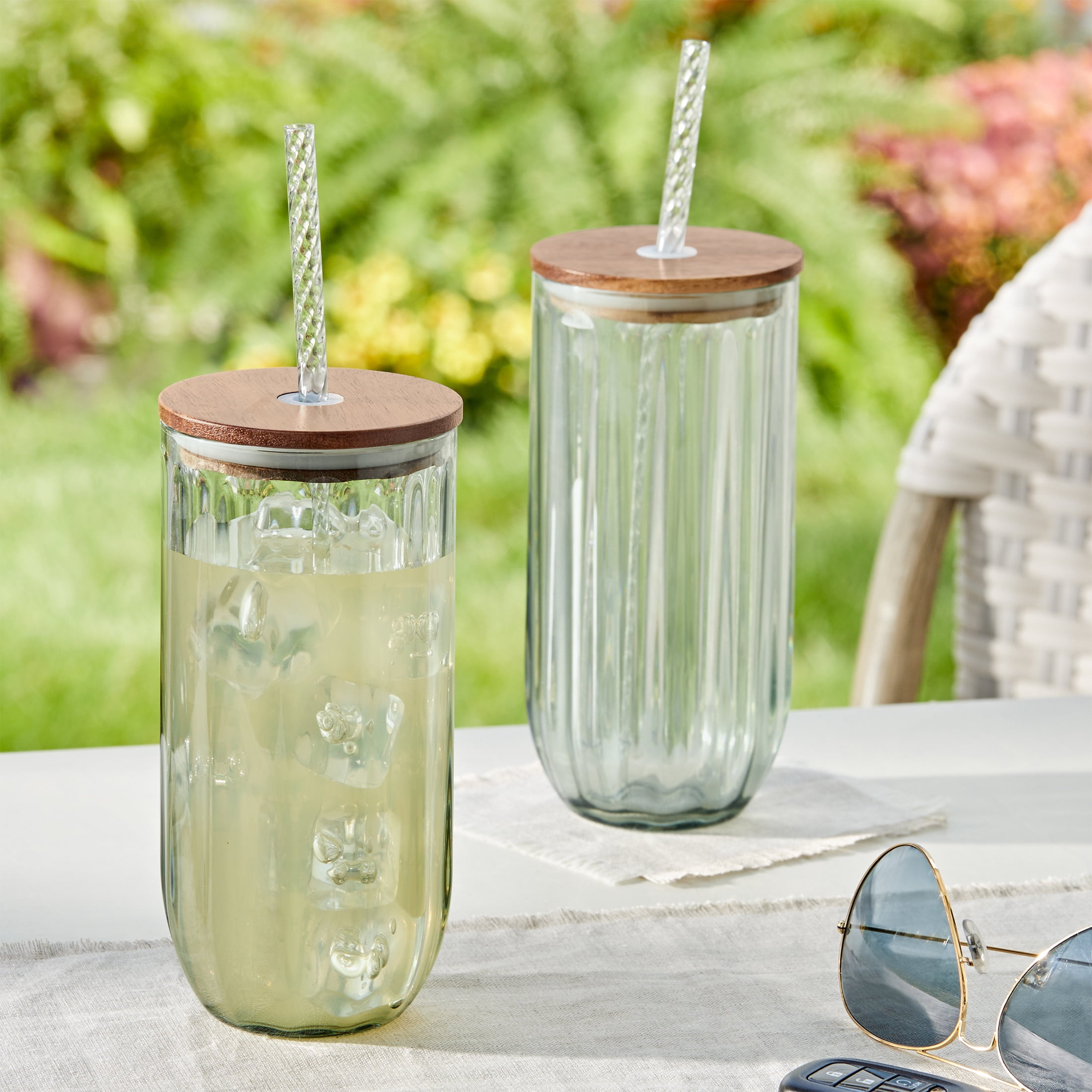 Better Homes & Gardens 2-Piece Green Ribbed Tritan Sipper Tumbler Set with Acacia Wood Lids and Straws