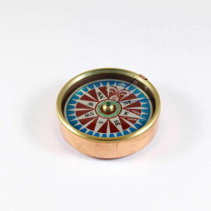Handmade Brass Polished Nautical Compass Carry Leather Case for Marine Use Perfect Christmas Anniversary Glass Metal Alloy