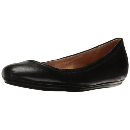 

Naturalizer Womens Brittany Leather Closed Toe Slide Flats