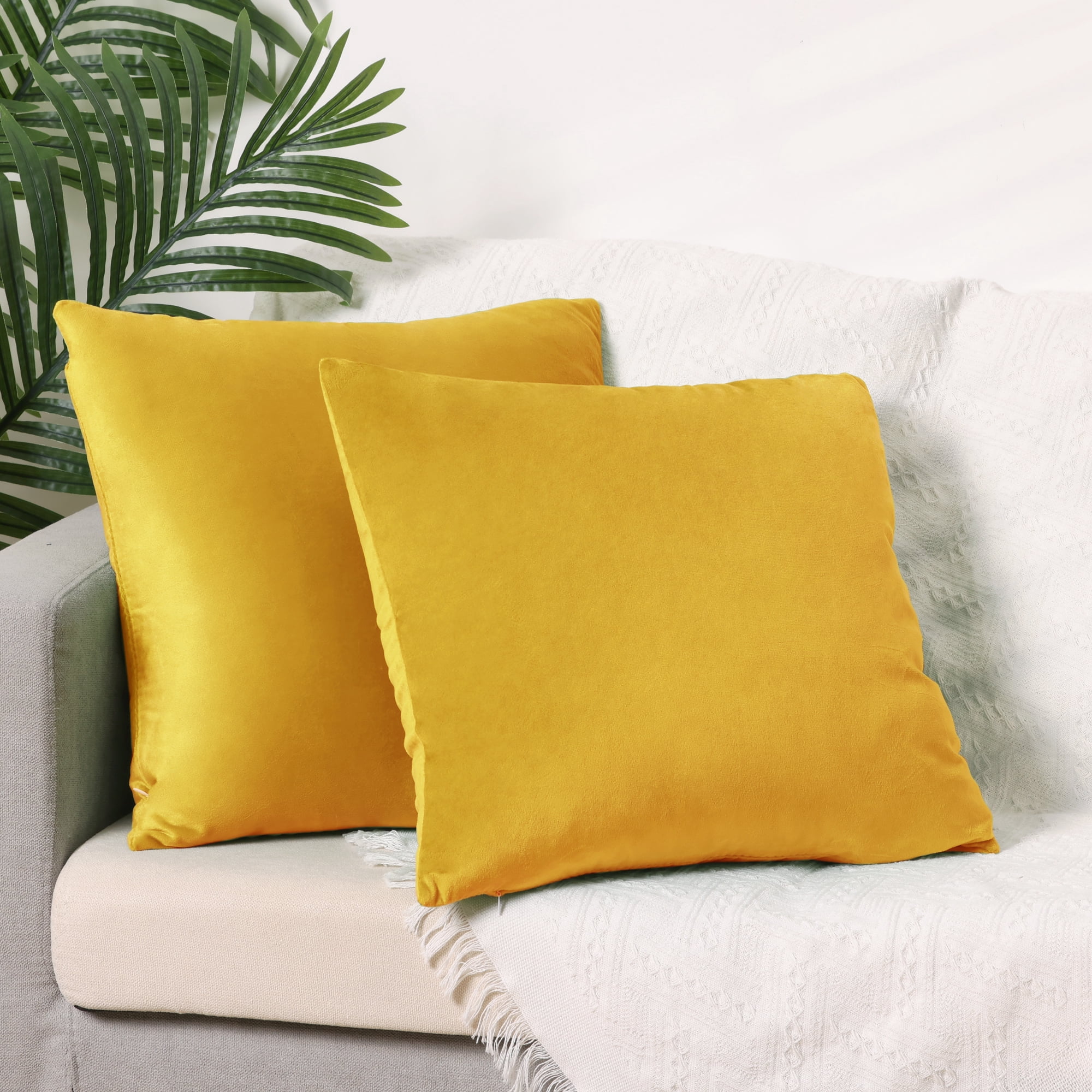 Unique Bargains Velvet Modern Zipper Cushion Decorative Throw Pillow Covers (2 Count) Yellow 20" x 20"