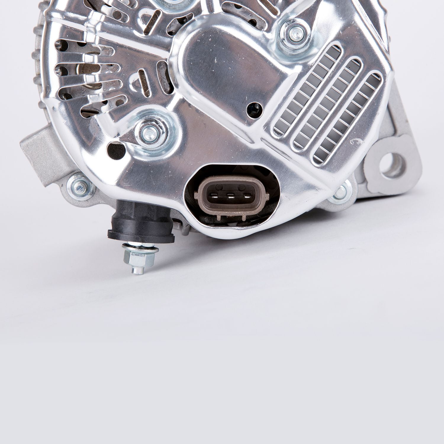 Alternator Fits select: 2000-2002 TOYOTA TUNDRA, 2001-2002 TOYOTA SEQUOIA