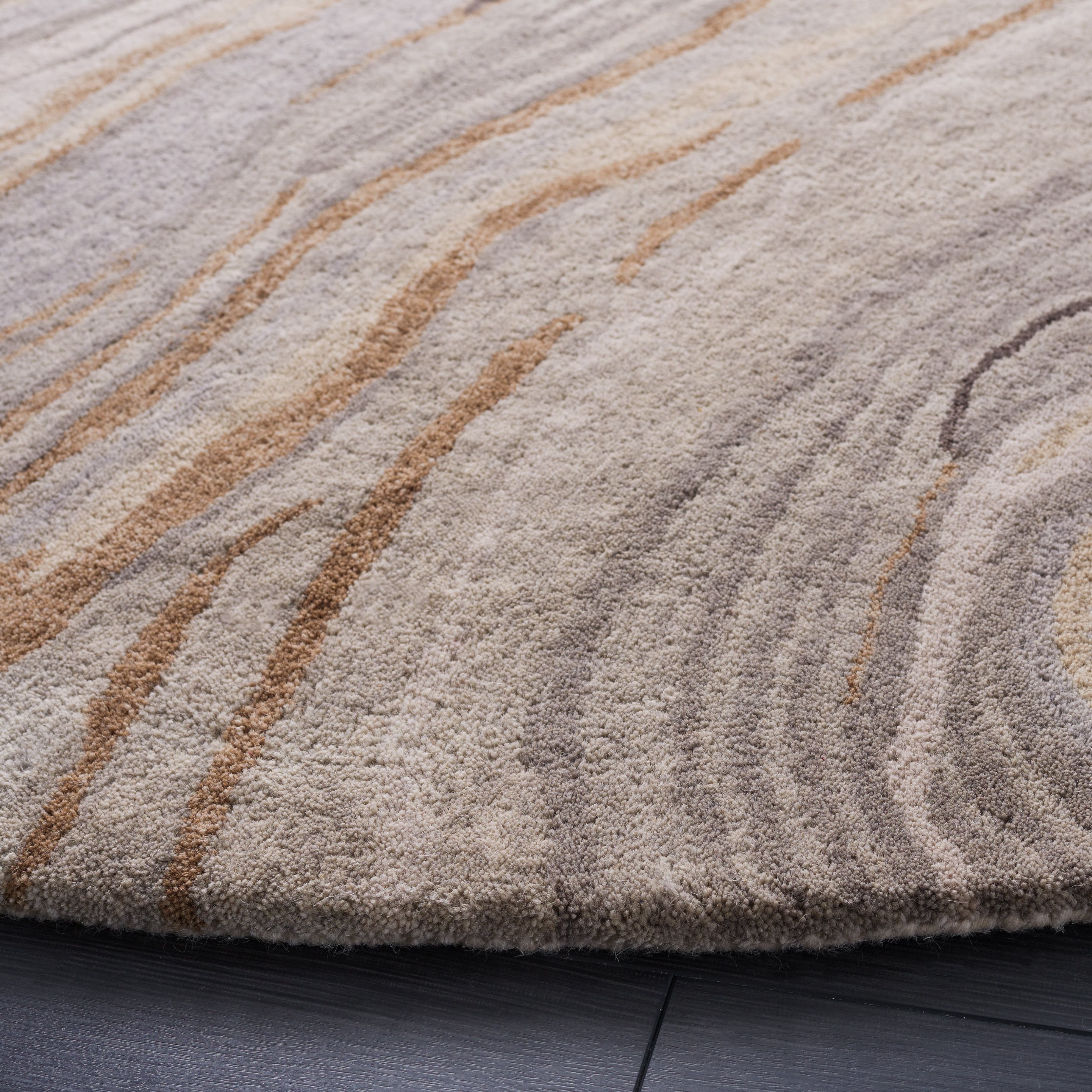 SAFAVIEH Soho Joshua Abstract Area Rug, Beige/Grey, 6' x 6' Round