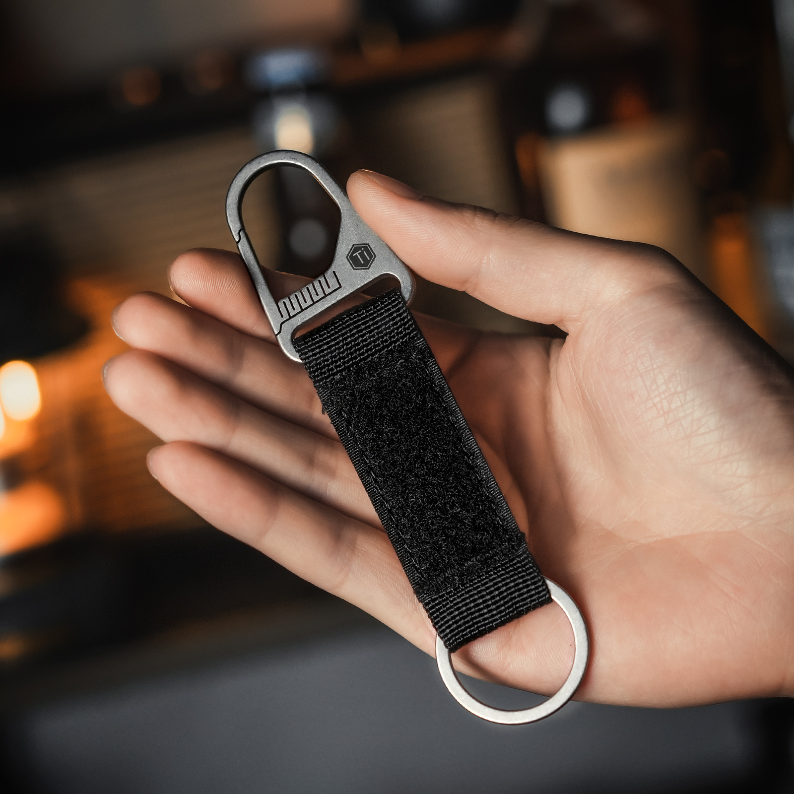 Key Unity Titanium Carabiner Keychain, Carabiner Lanyard Keychain Strap with Hook for Backpack, Survival, Camping, KB01 Black