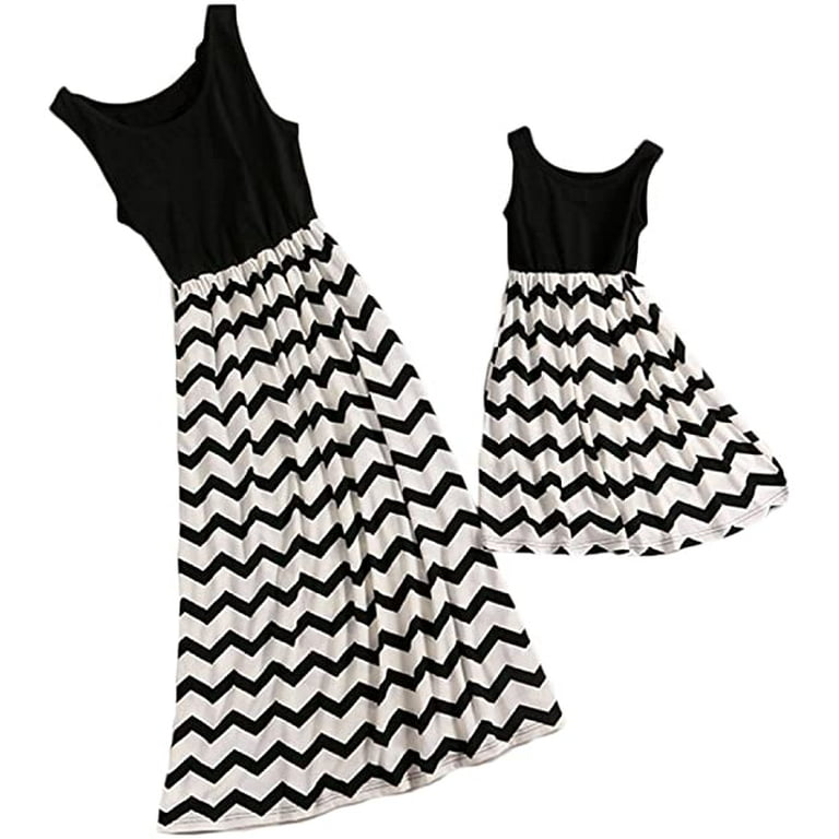 Black and White Wave Pattern Sleeveless Maxi Dress Black and White Wave Pattern Sleeveless Maxi Dress